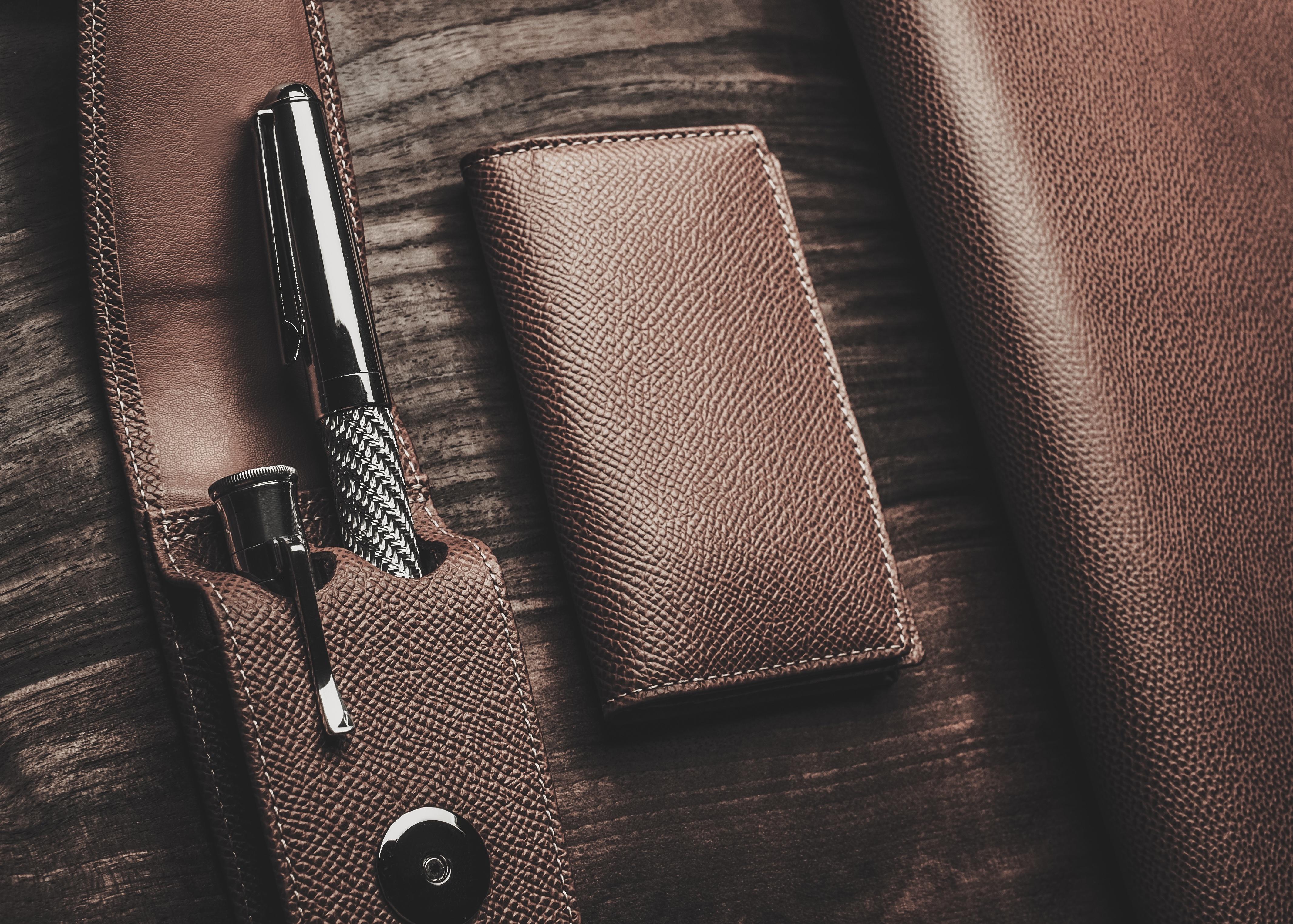 luxurious-rollerball-pen-on-a-wooden-background-2024-10-18-03-34-22-utc